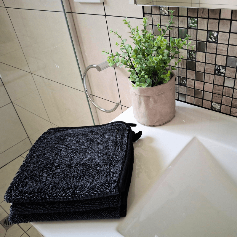 EasyWipe™ Cleaning and Drying Cloths